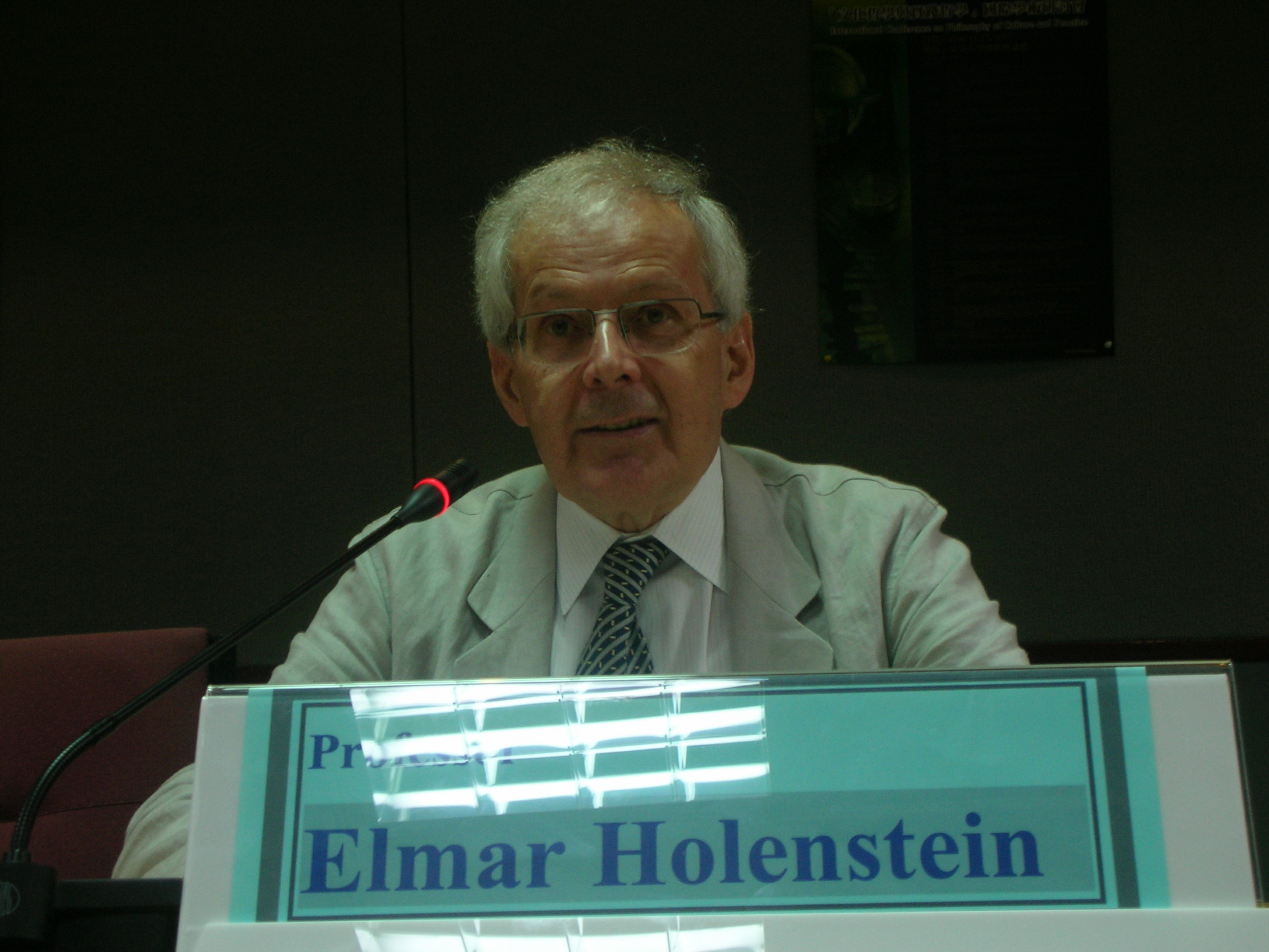 Elmar Holenstein